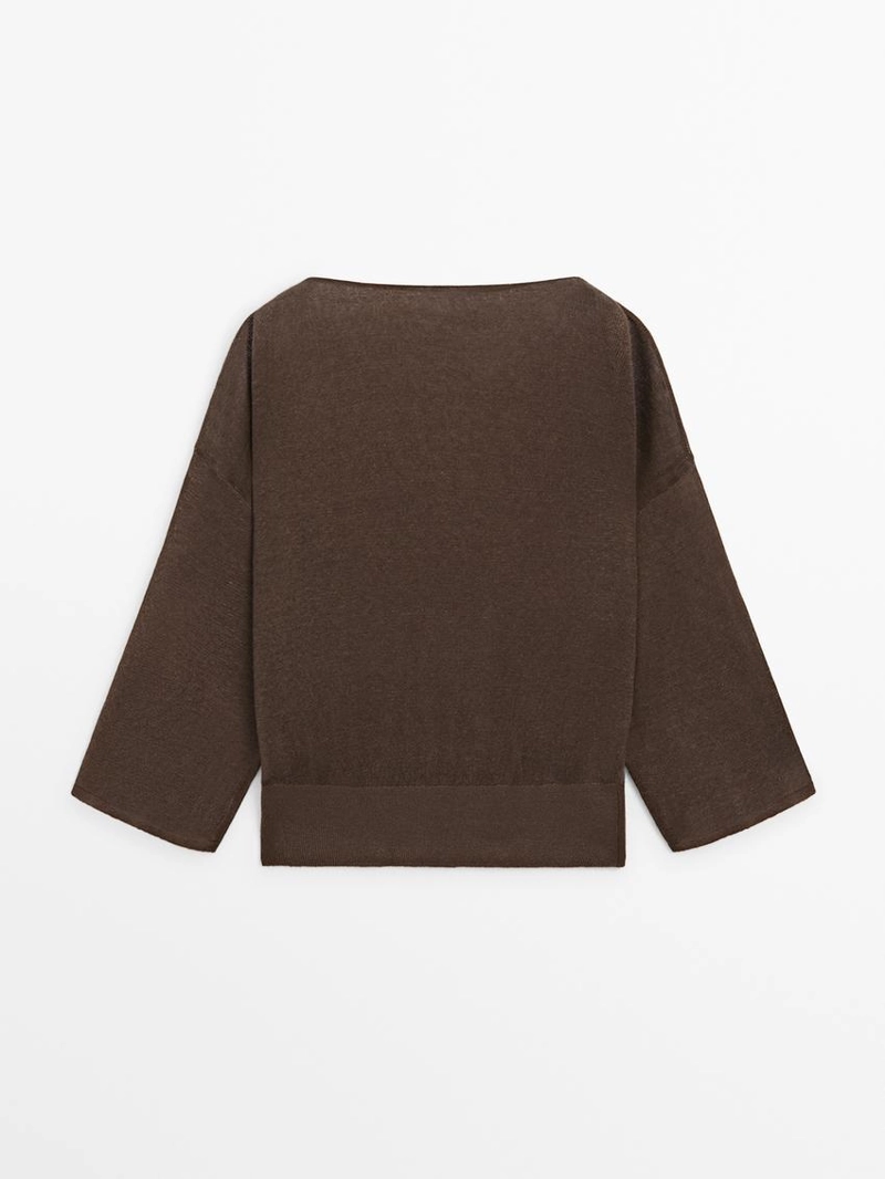 Футболка из льна с лодочным вырезом