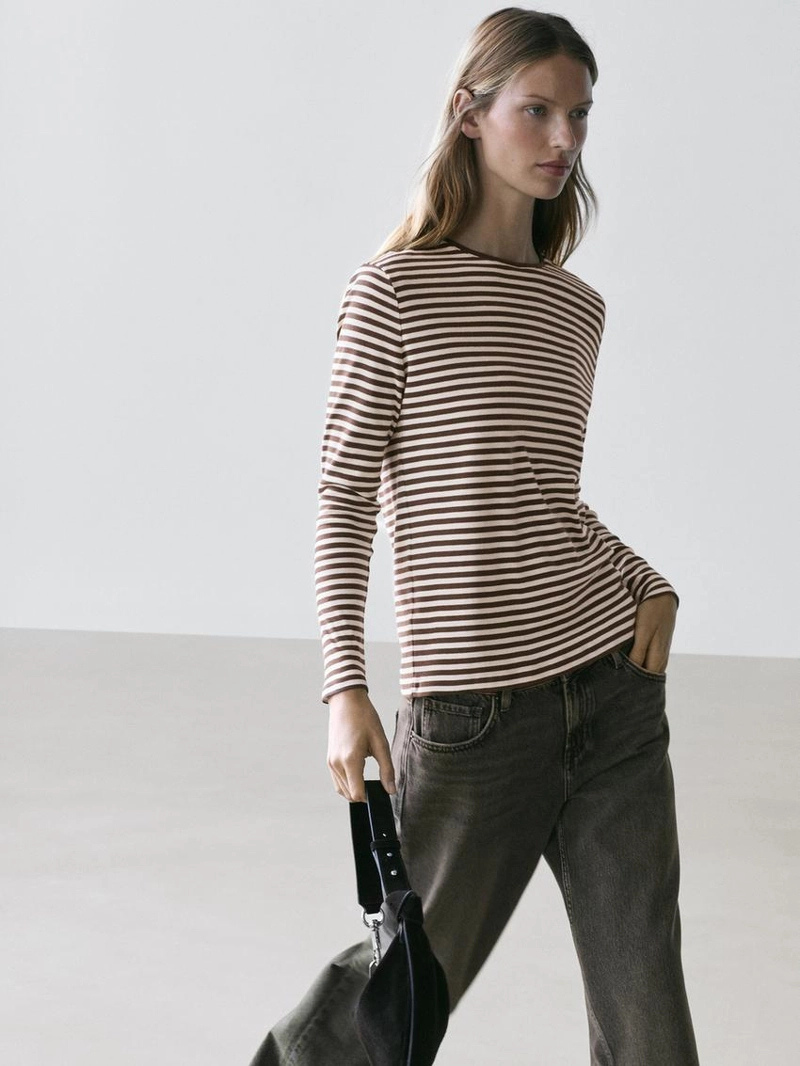 Футболка с длинным рукавом в полоску с контрастной отделкой