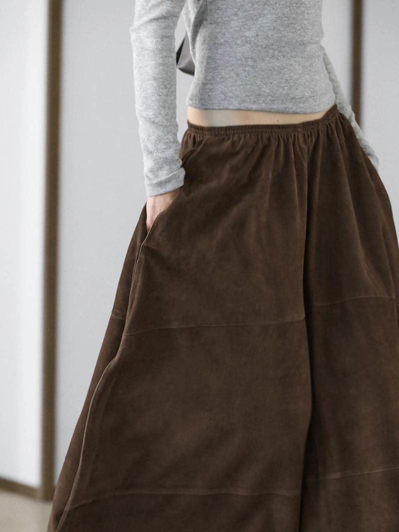 Юбка миди из замши