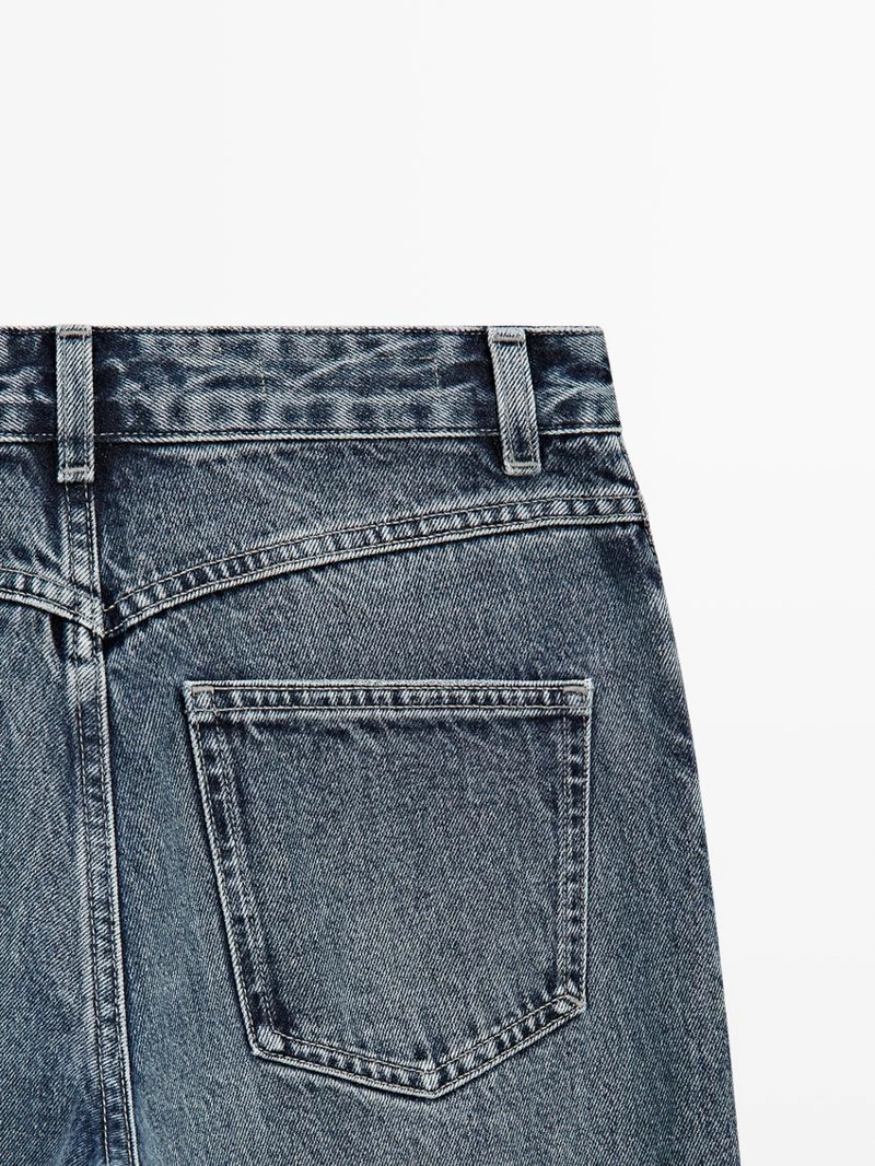 Джинсы с завышенной талией и свободным кроем