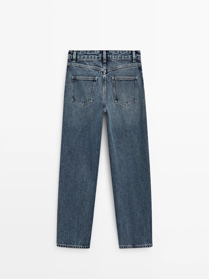 Джинсы с завышенной талией и свободным кроем