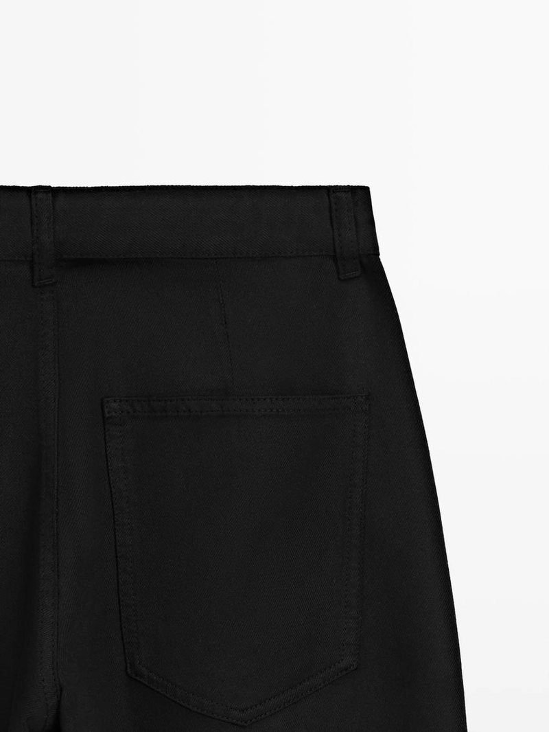 Джинсы flowing barrel fit