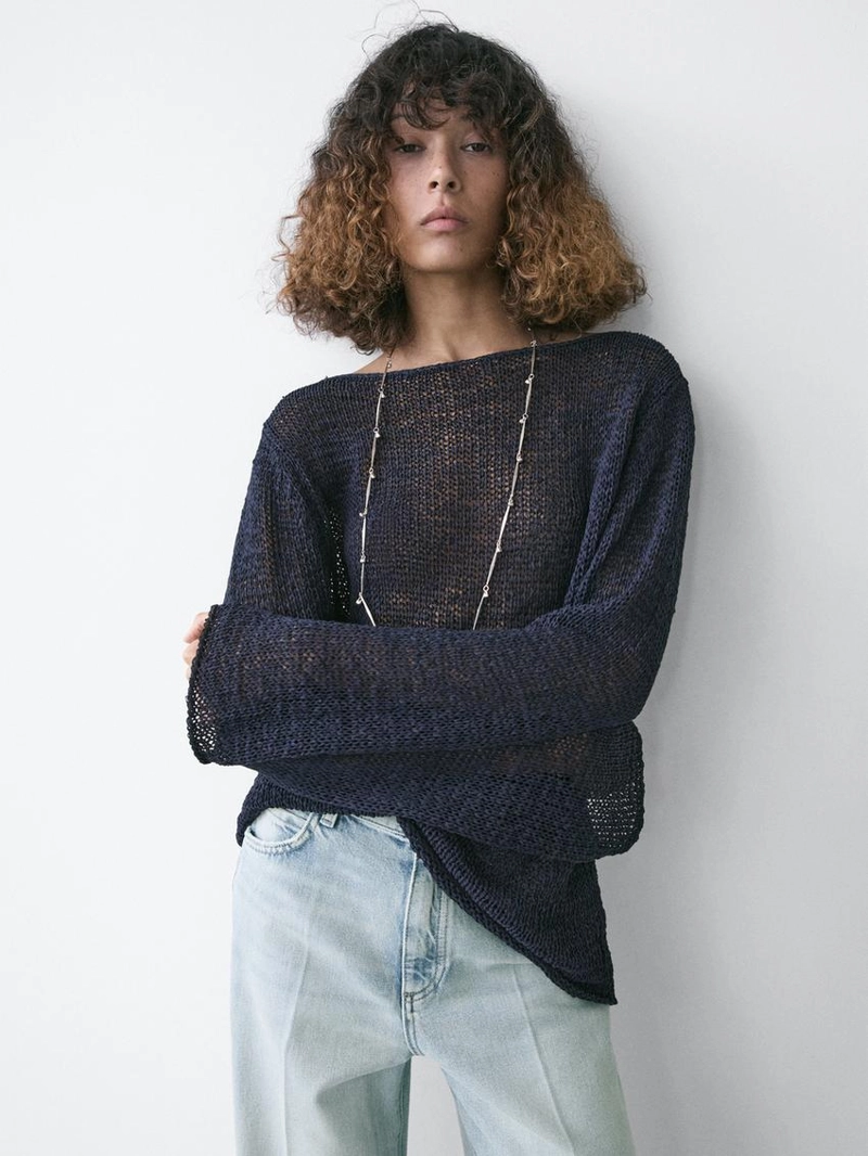 Вязанный свитер из хлопкового смесового волокна с лодочным вырезом