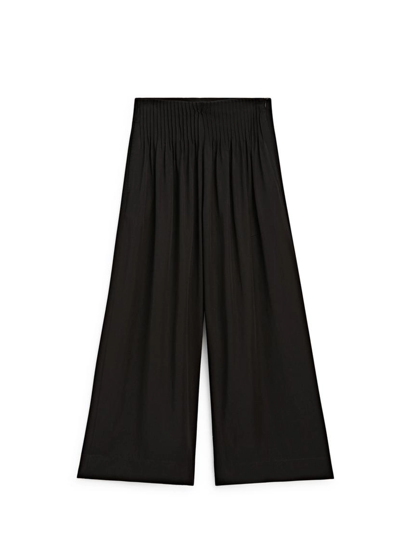 Широкие брюки со свободной посадкой