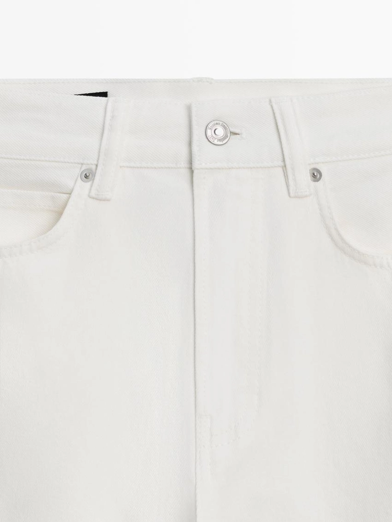 Джинсы свободного кроя с высокой посадкой