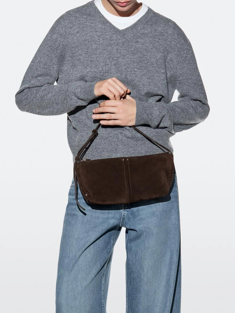 Сумка через плечо из замши