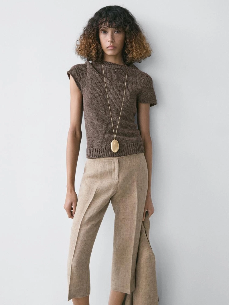 Вязанный свитер с короткими рукавами