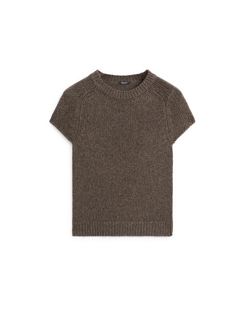 Вязанный свитер с короткими рукавами