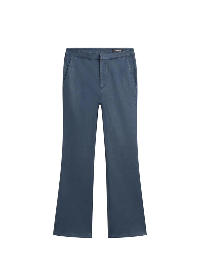 Брюки-клеш облегающего кроя с укороченными штанинами