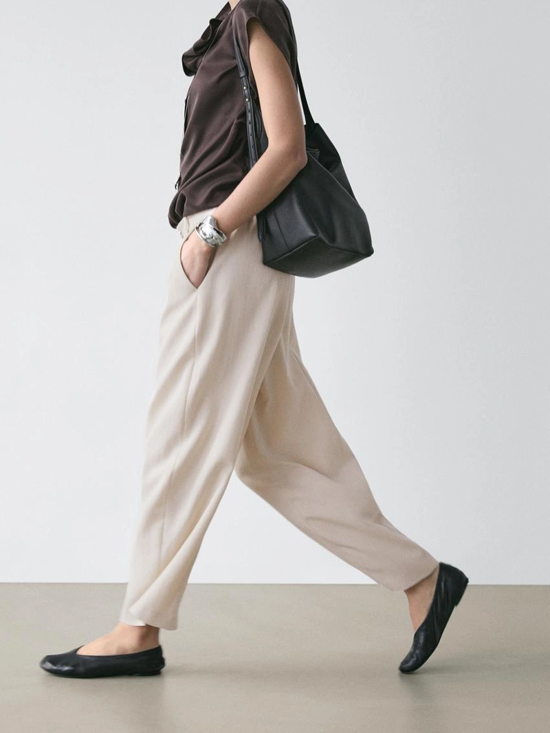 Широкие брюки с эластичным поясом