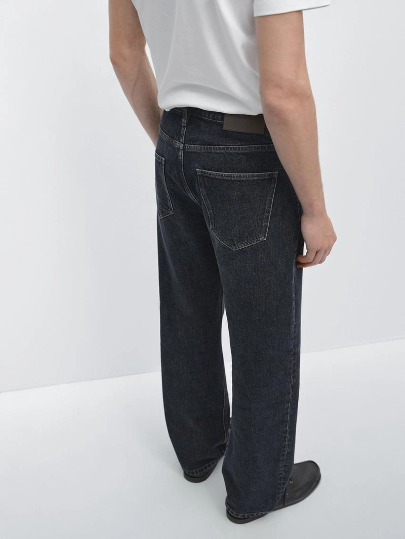 Джинсы прямого кроя