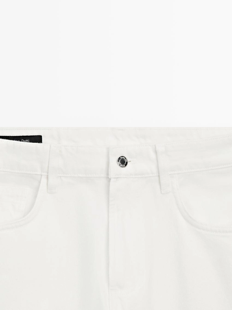 Джинсы с узким кроем