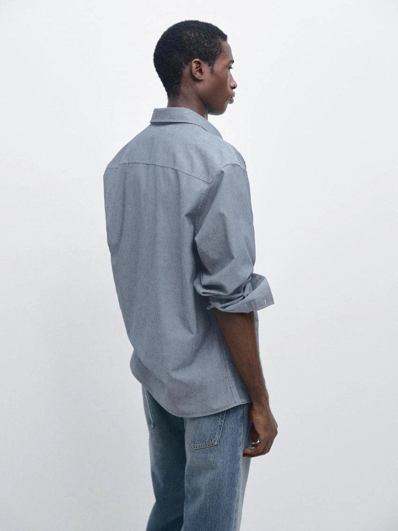 Рубашка regular fit джинсовая с карманами