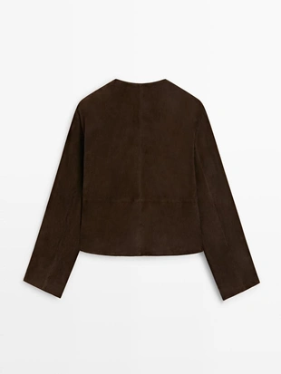 Короткая кожаная куртка из замши- Заказать в России