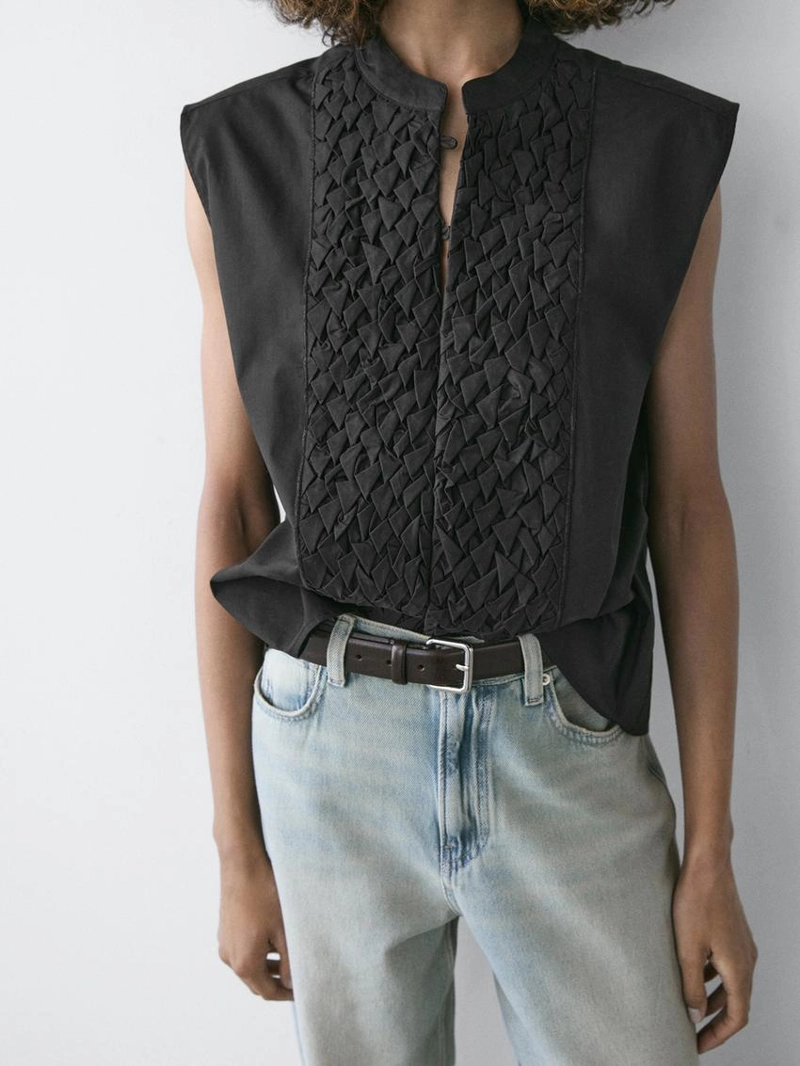 Хлопковый жилет с деталями на груди