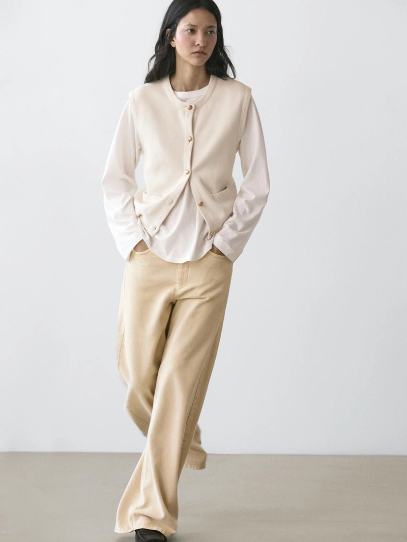 Жилет из хлопкового трикотажа с деталями карманов