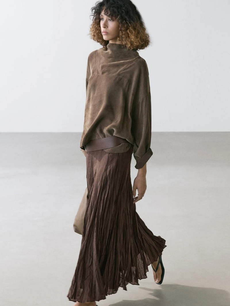 Юбка миди с расклешенными вставками