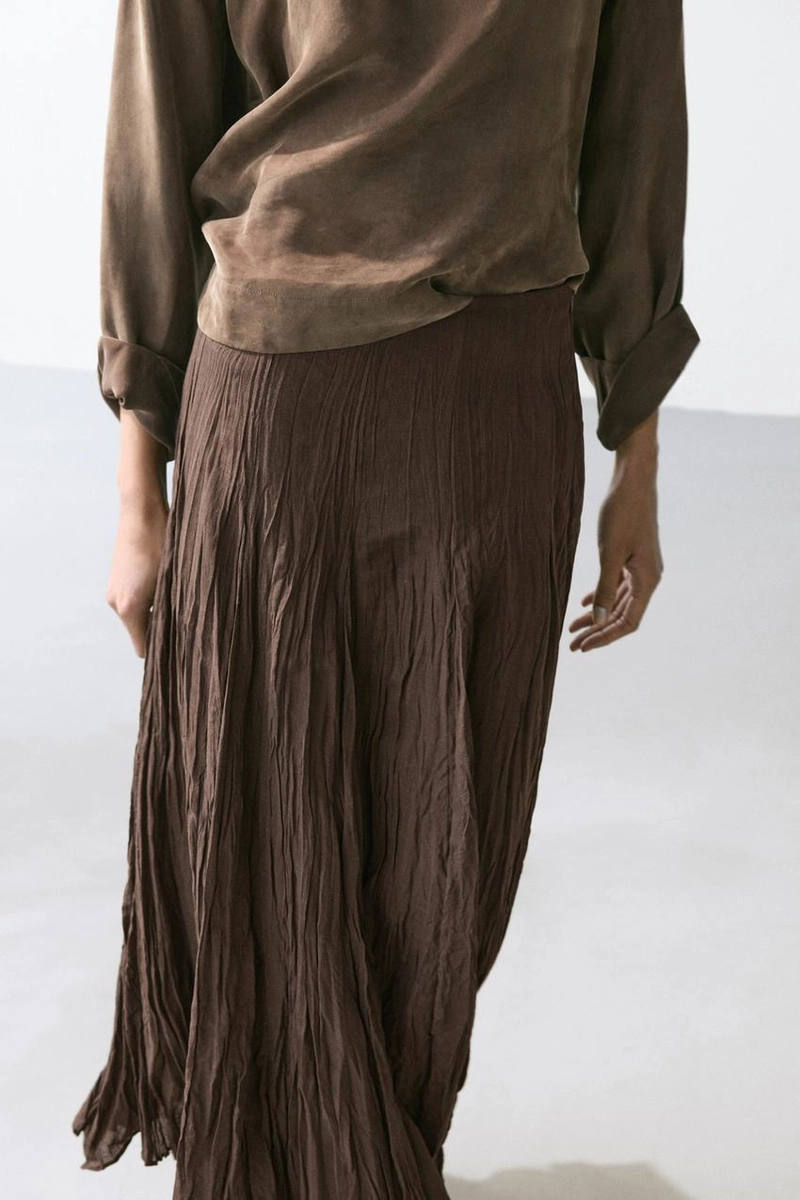 Юбка миди с расклешенными вставками