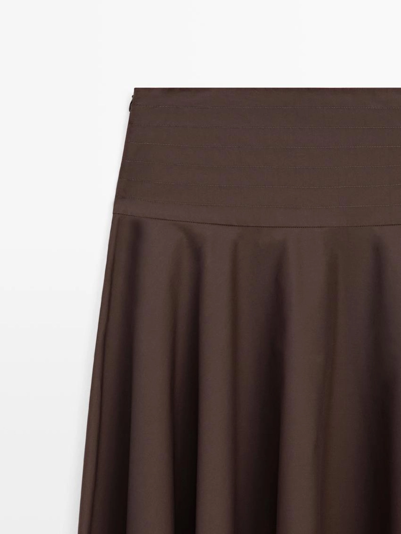 Юбка миди с поясом-корсетом и деталями швов
