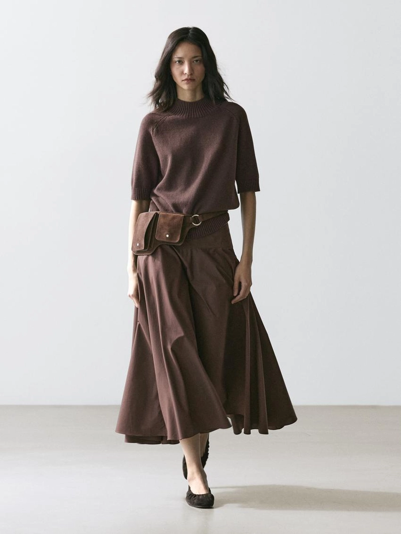 Юбка миди с поясом-корсетом и деталями швов