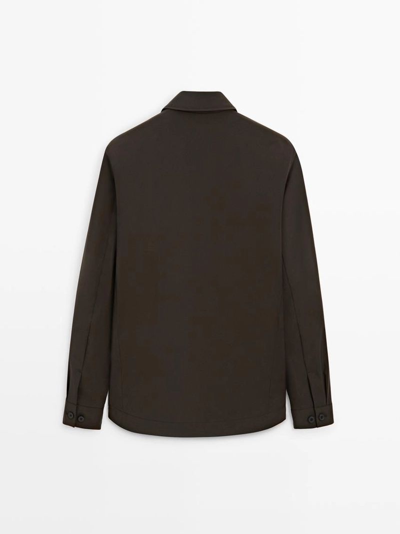 Короткая куртка с деталями карманов