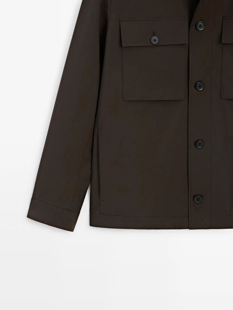 Короткая куртка с деталями карманов