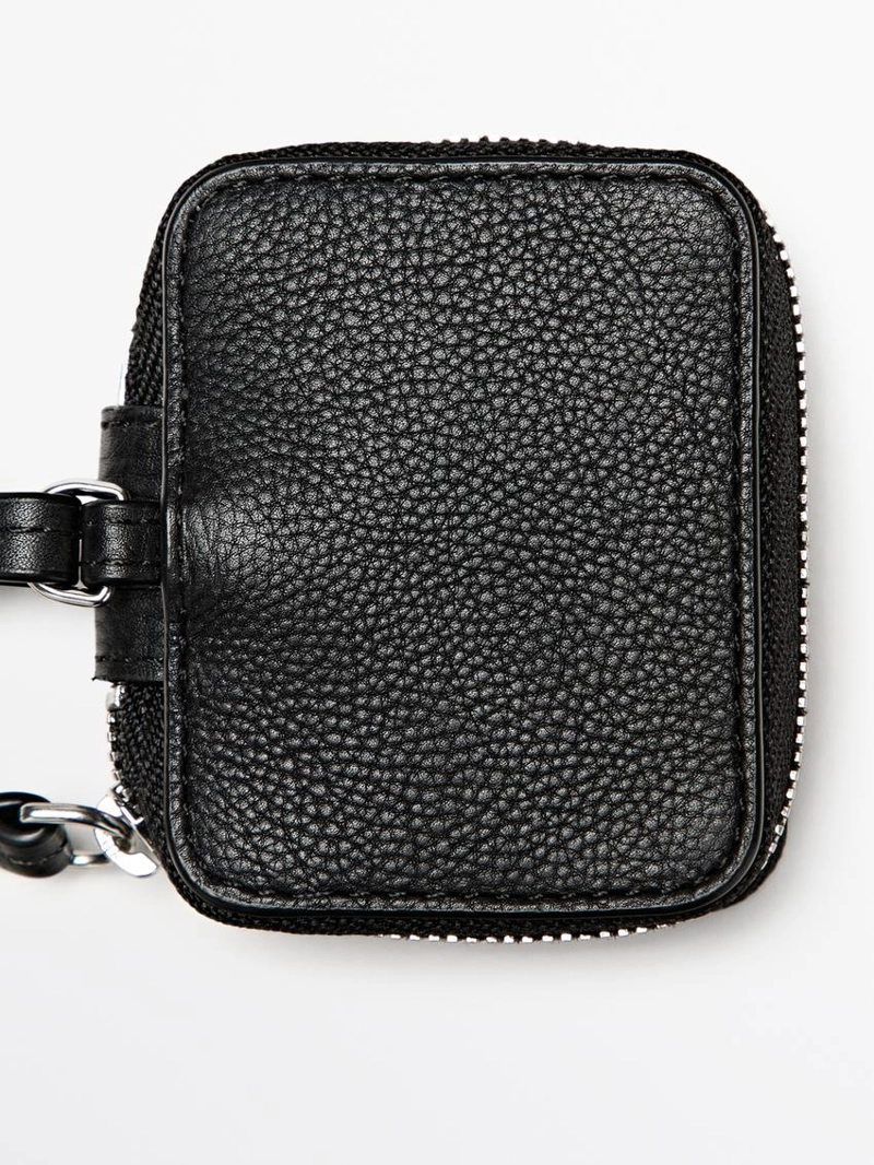 Чехол для airpods из кожи