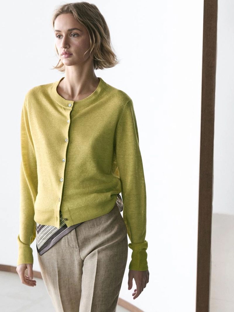 Кардиган из льняной ткани на пуговицах