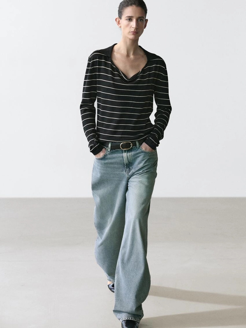 Полосатый вязаный свитер поло из хлопка