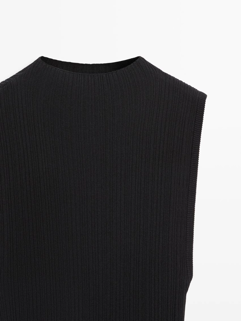 Платье миди с плиссировкой и оборками