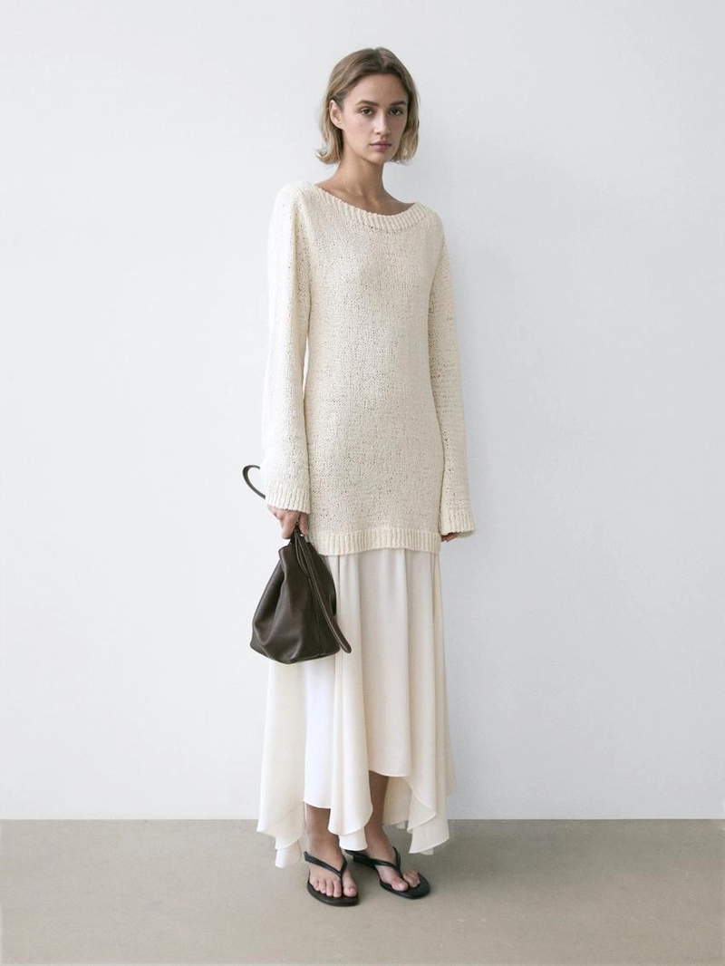 Асимметричное миди-платье с контрастными деталями