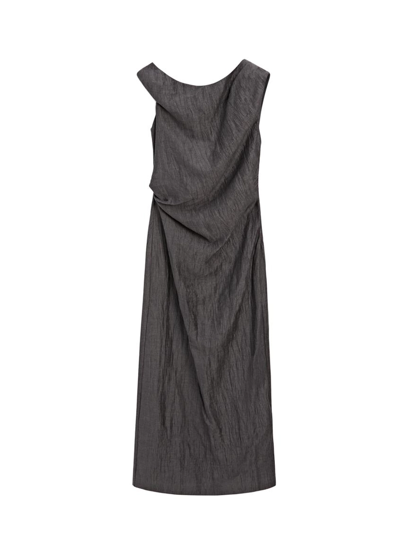 Платье миди с драпировкой на плечиках