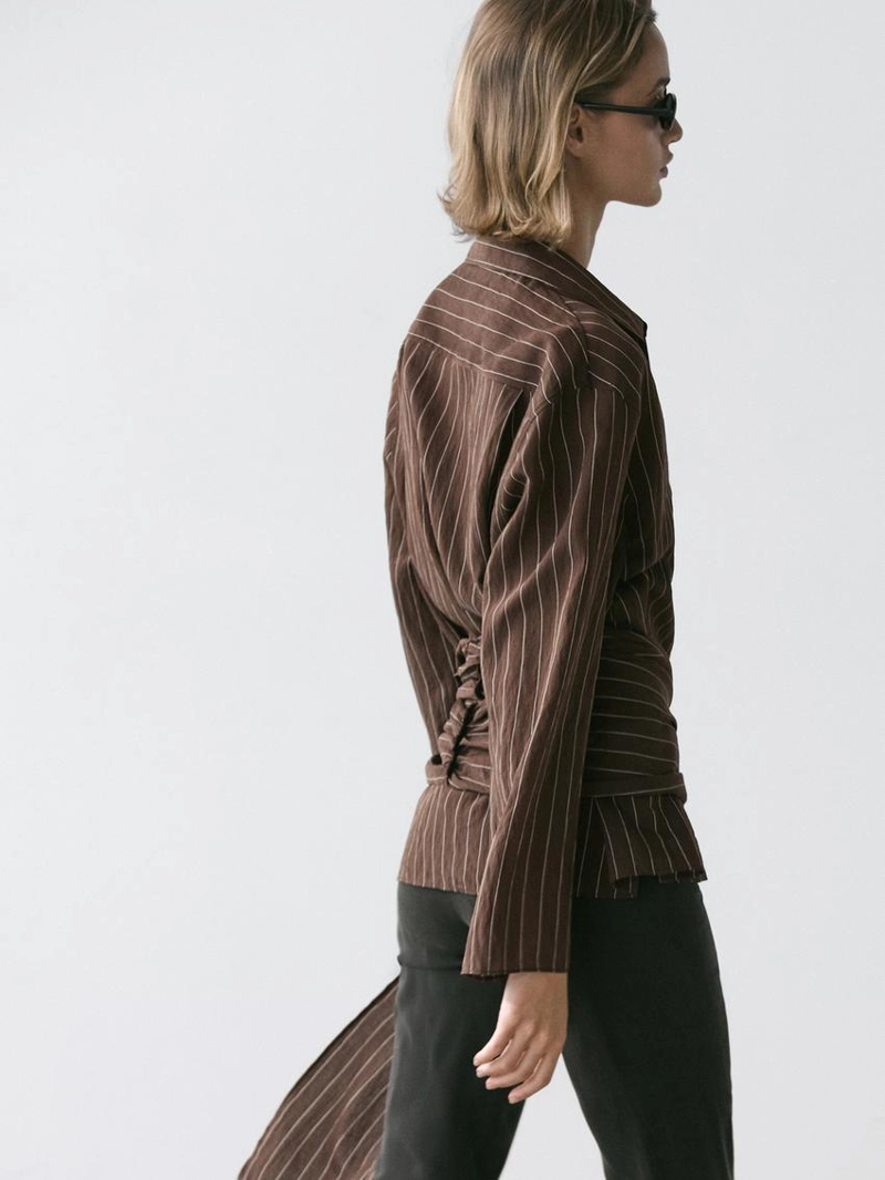 Рубашка в полоску с деталями шарфа