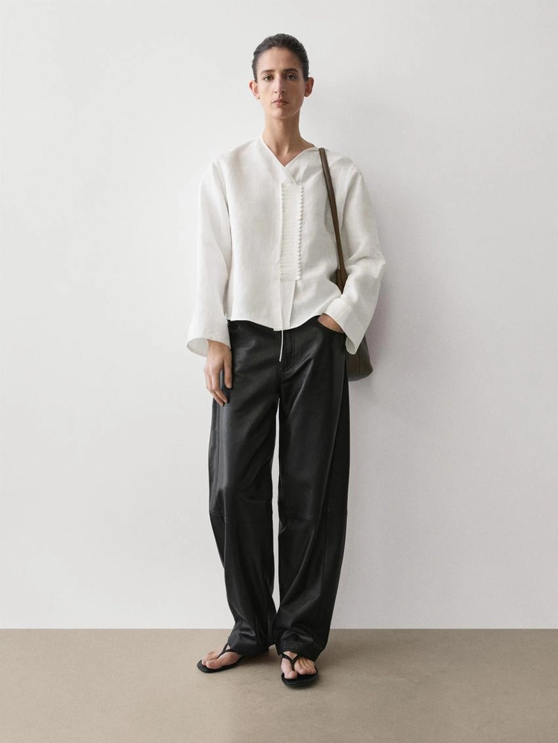 Рубашка с деталями на груди