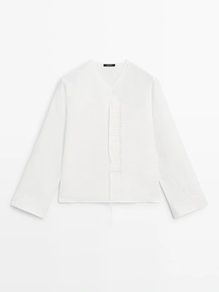 Рубашка с деталями на груди- Заказать в России