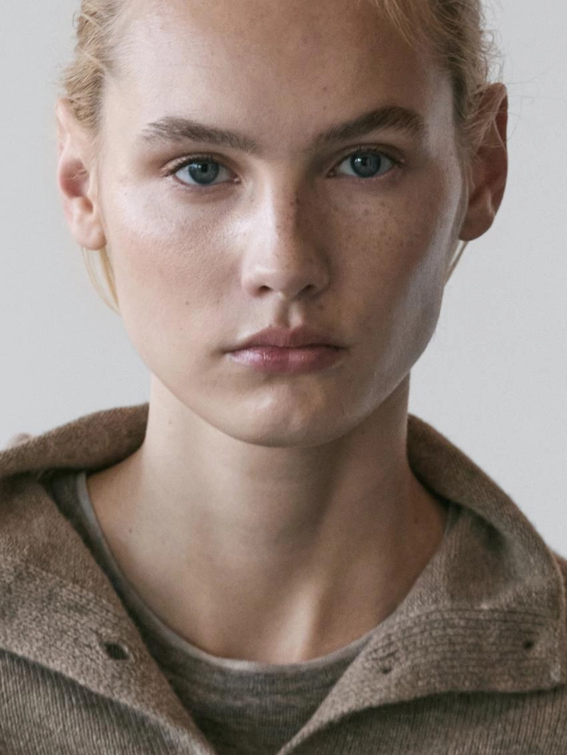 Кардиган из шерсти с высоким воротом