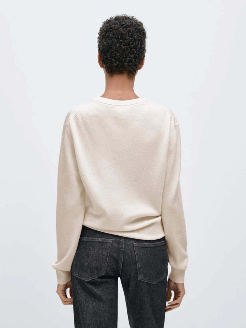 Свитер из шерстяной смеси с круглым вырезом