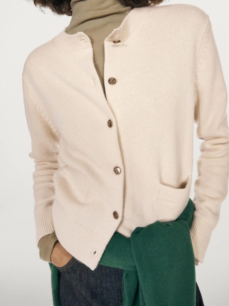 Кардиган из вязаного полотна с пуговицами из золота