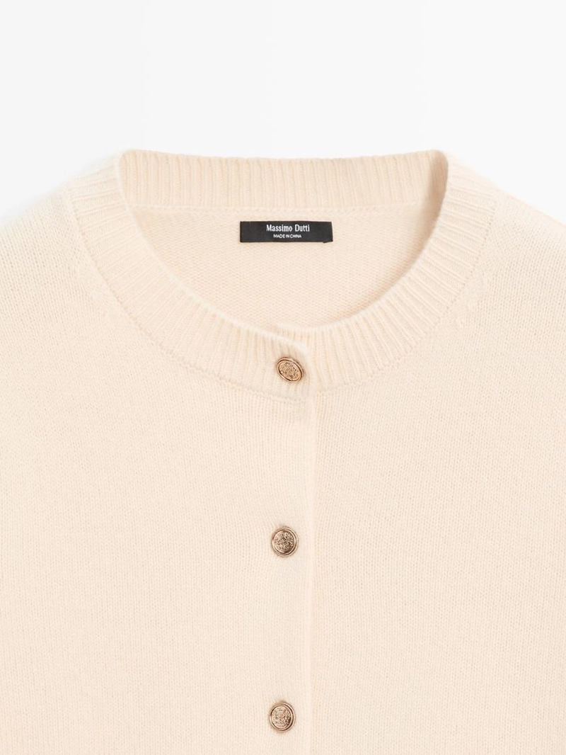 Кардиган из вязаного полотна с пуговицами из золота