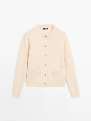 Кардиган из вязаного полотна с пуговицами из золота- Заказать в России