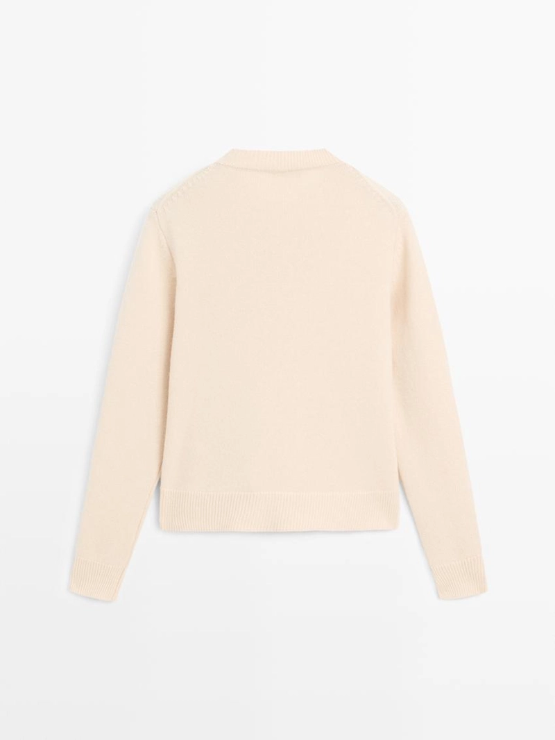 Кардиган из вязаного полотна с пуговицами из золота