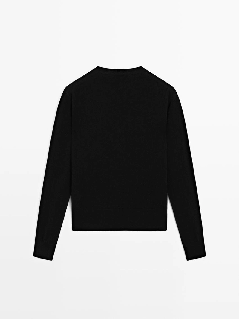 Свитер с v-образным вырезом из шерстяной смеси