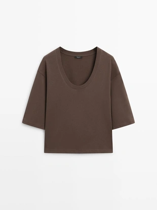 Футболка с горловиной лодочкой из 100% хлопка- Заказать в России