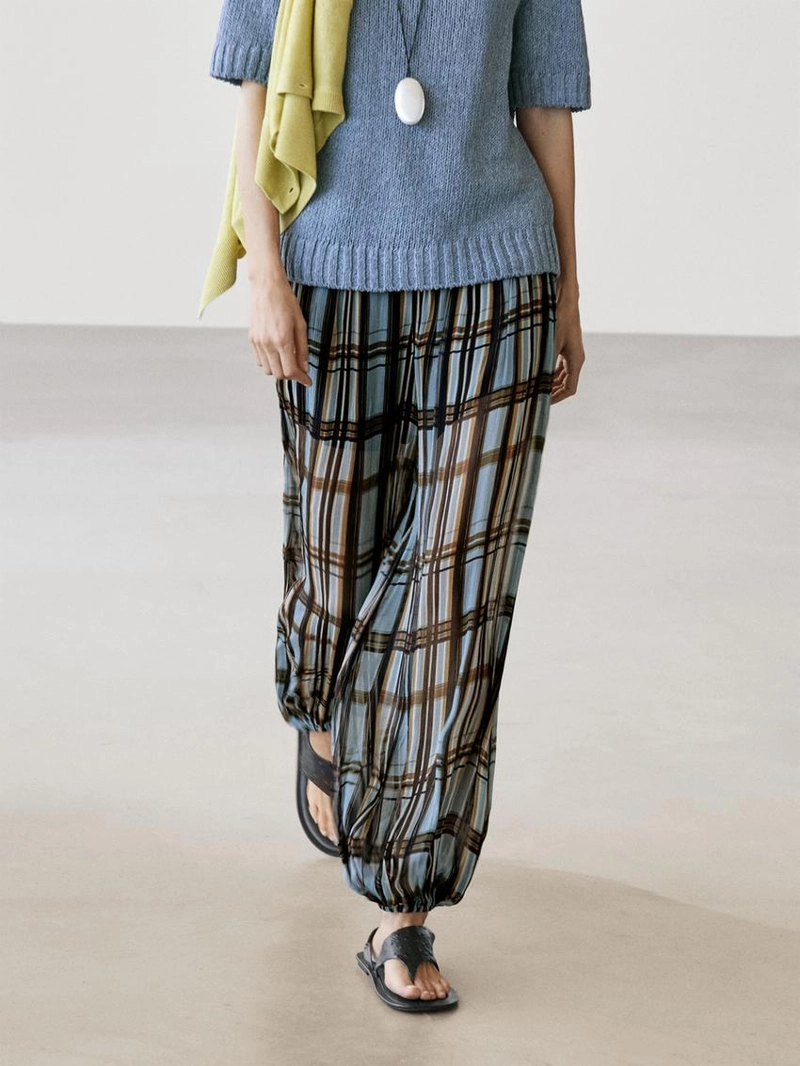 Брюки-саруэль в клетку с легкими штрихами