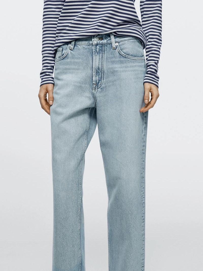 Джинсы прямого кроя