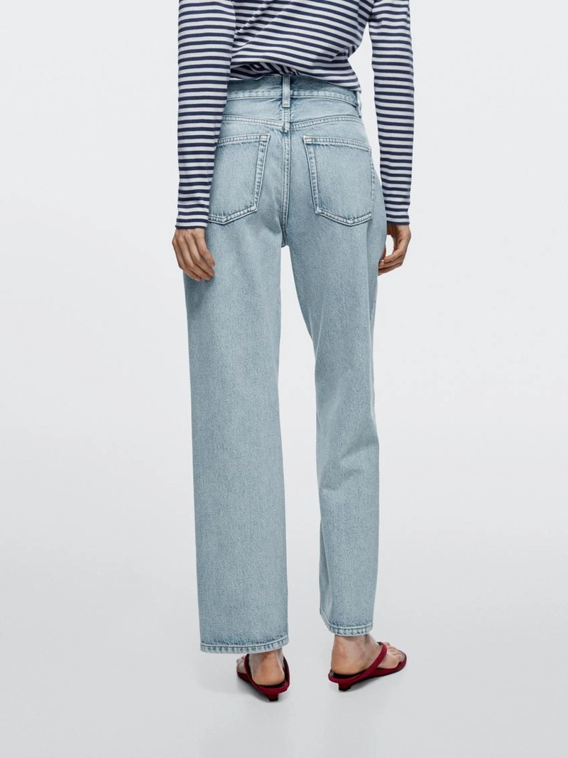 Джинсы прямого кроя