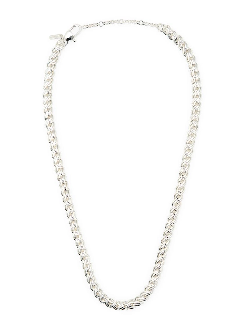 Серебристое ожерелье с цепочками