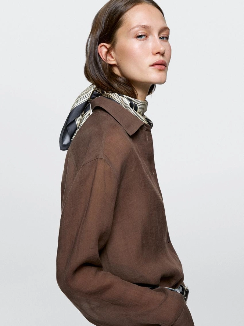 Широкие джинсы средней посадки