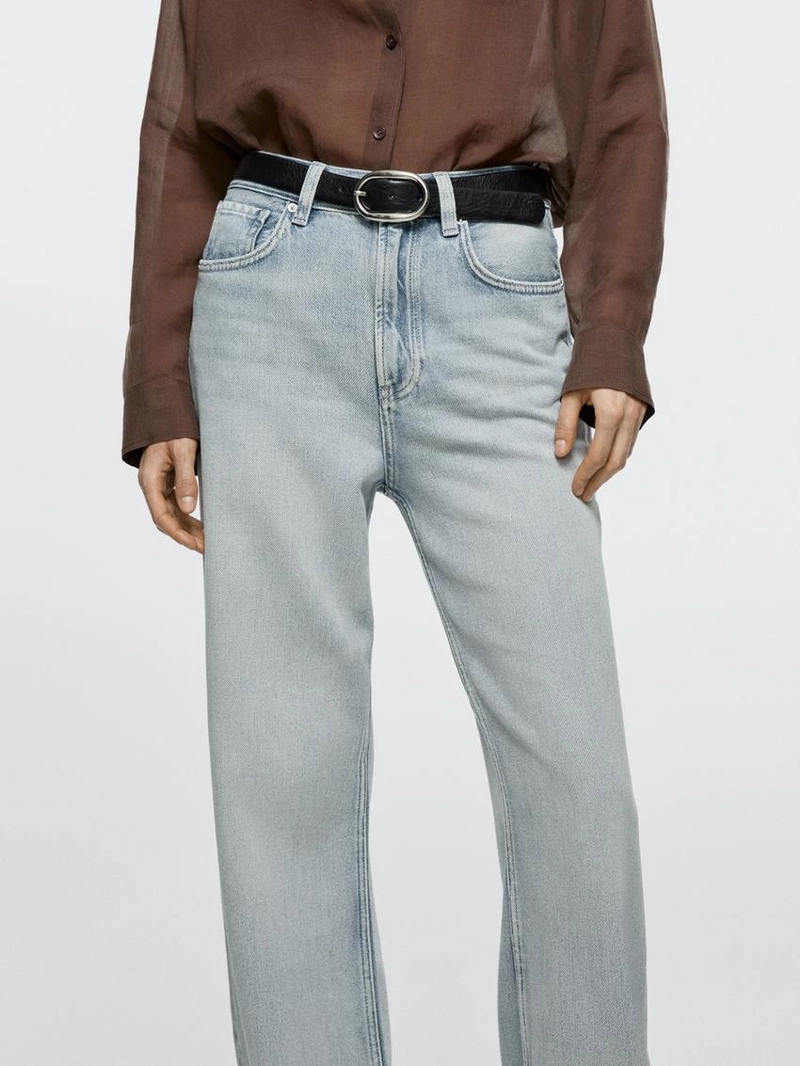 Широкие джинсы средней посадки