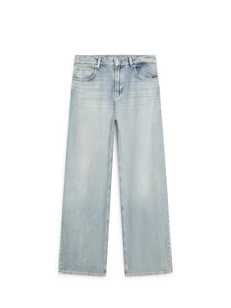 Джинсы свободного кроя